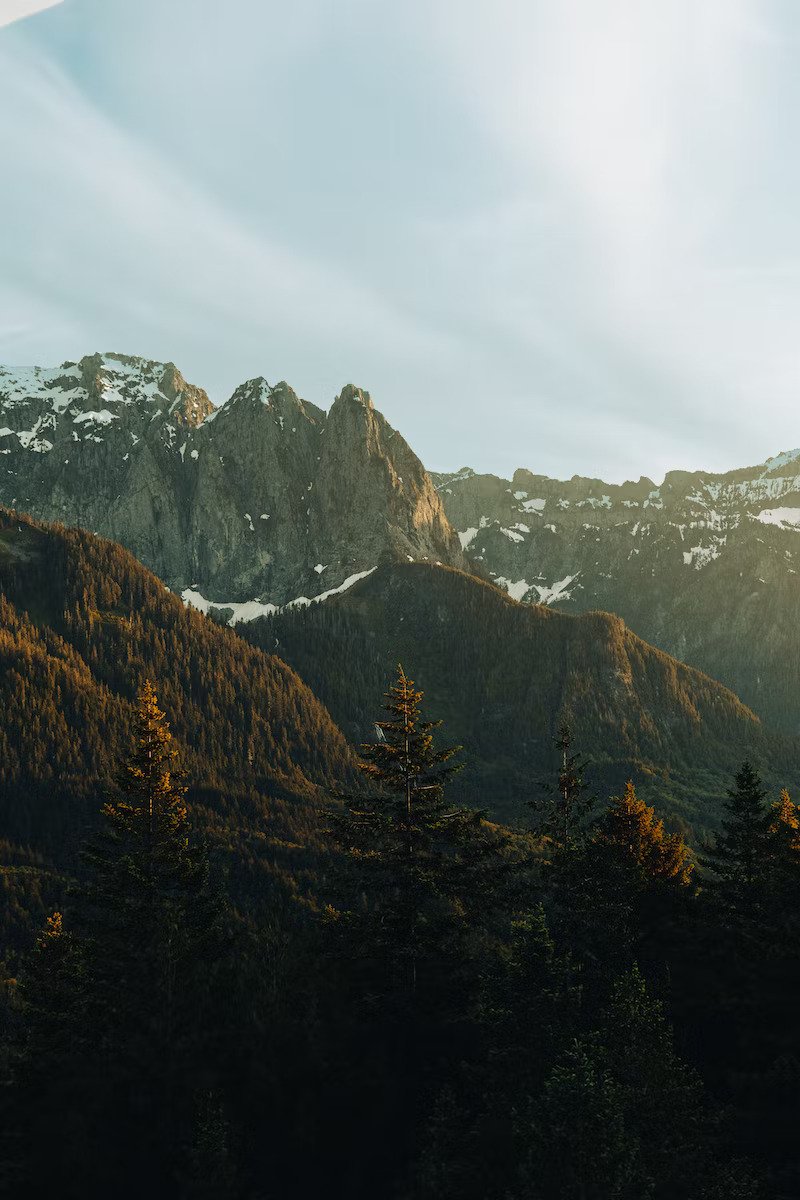 A photograph of the scenic wildnerness in Leavenworth, Washington